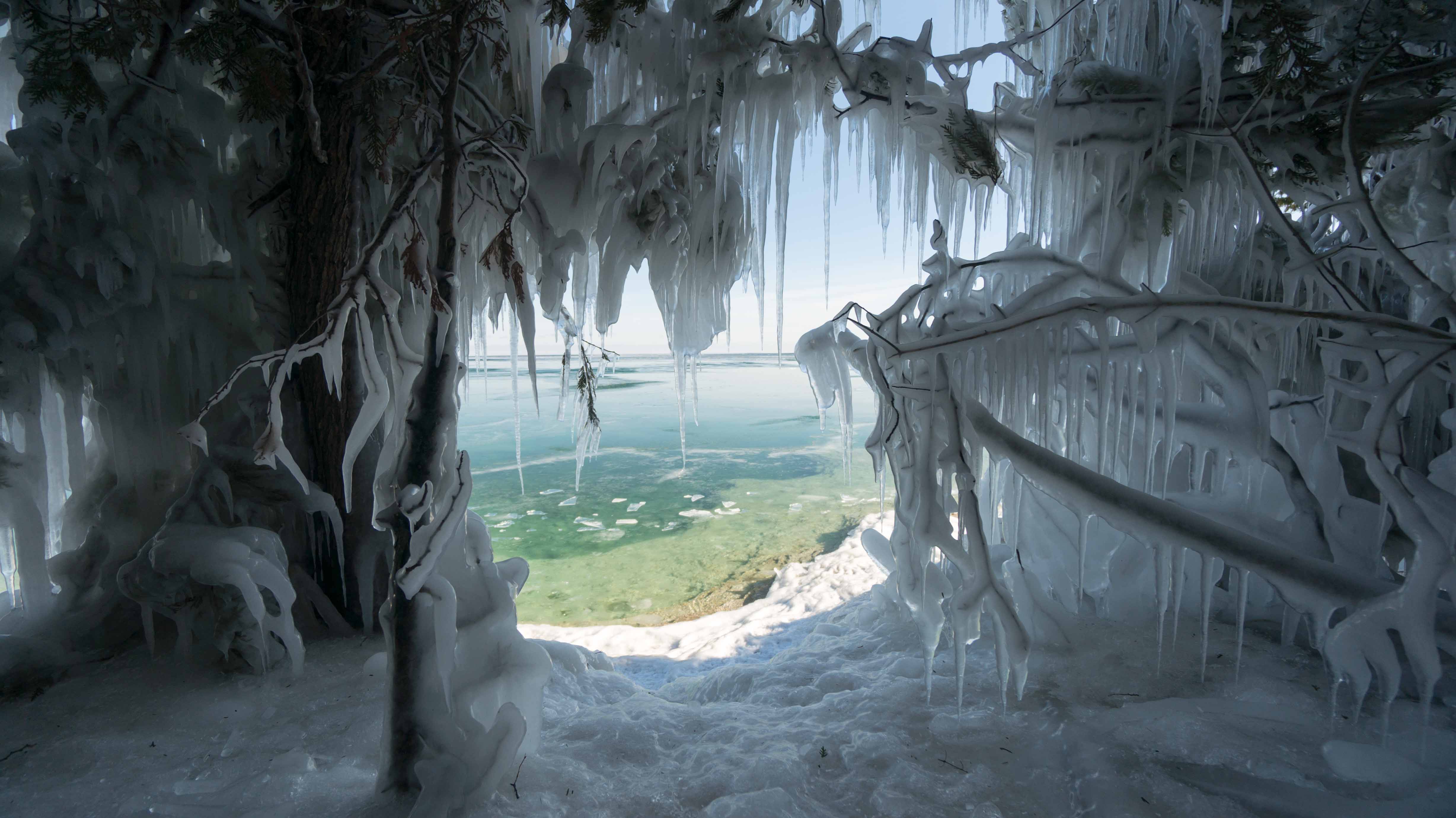 Which U.S. state has the most Great Lakes shoreline?